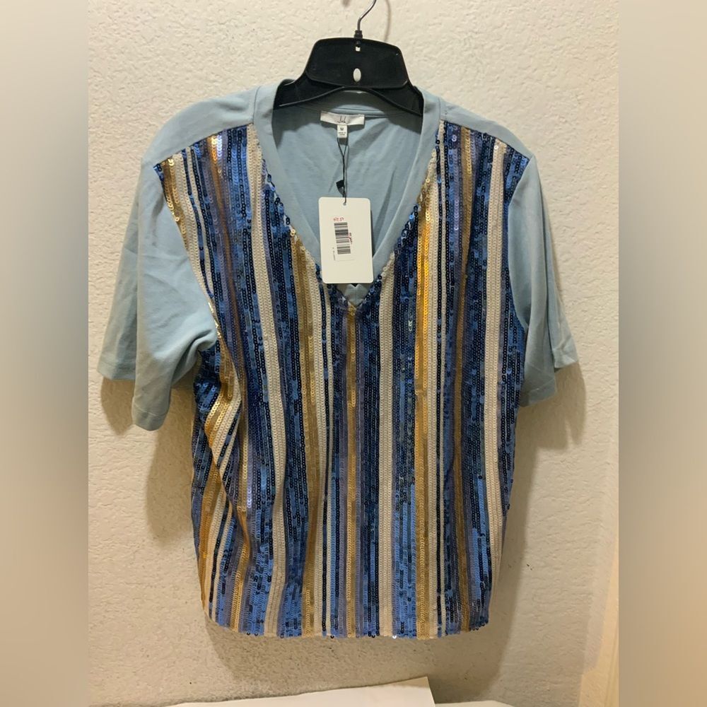 New with tags Joh Apparel Top Blue sequin size Medium